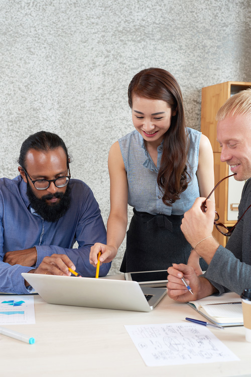 Image: A teacher in the classroom with students